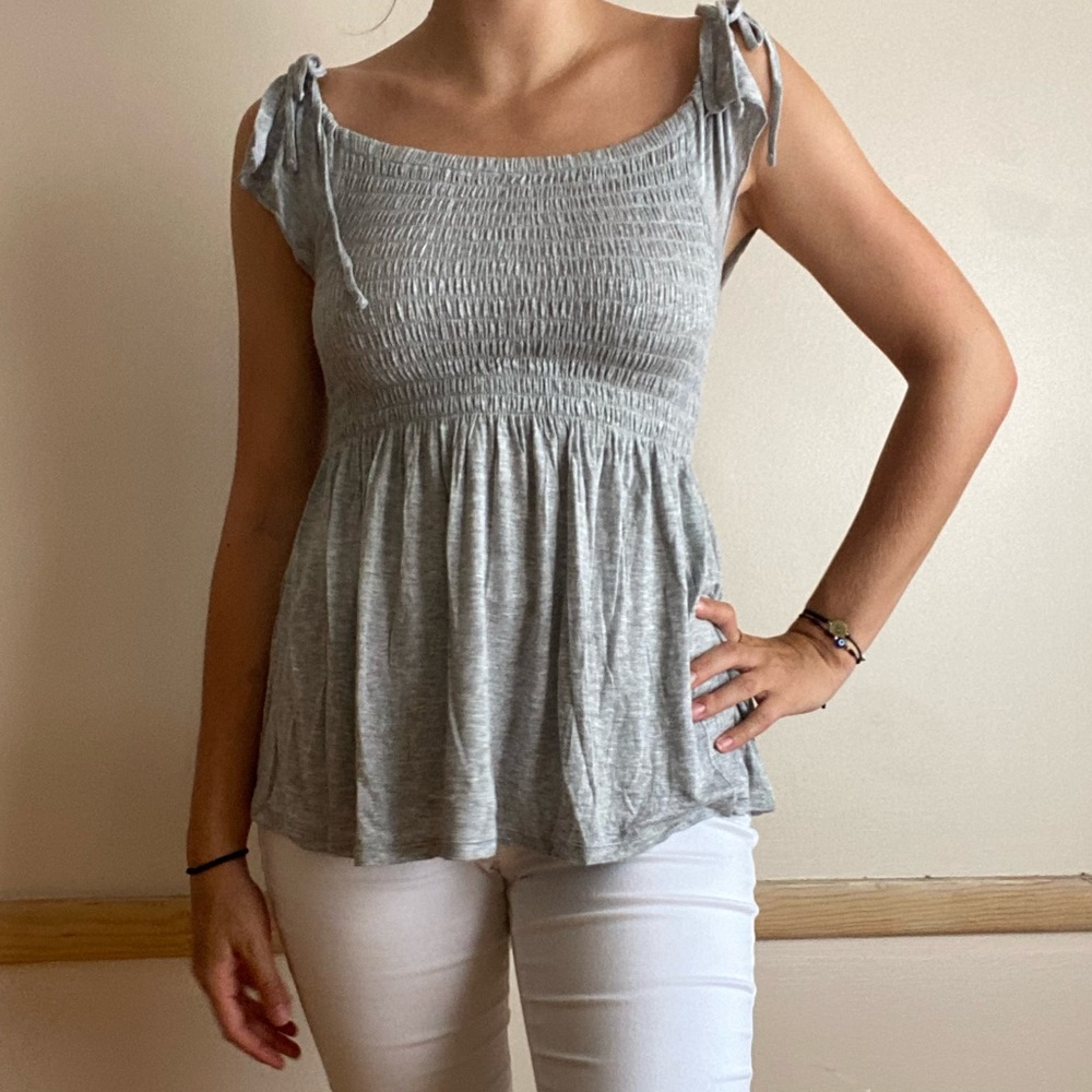 Grey Flowy Tank Top, US M